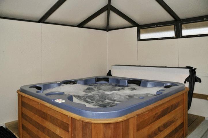Accent On Taupo Motor Lodge Bagian luar foto