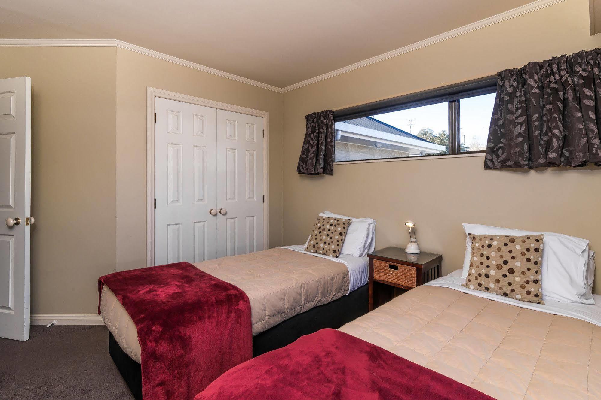 Accent On Taupo Motor Lodge Bagian luar foto