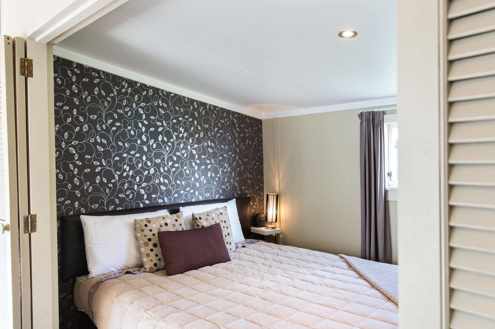 Accent On Taupo Motor Lodge Bagian luar foto